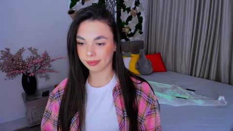 Patricia online show from February 3, 1:52 am