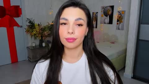 Patricia online show from February 25, 8:41 pm