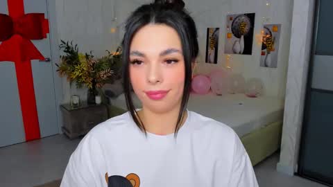 Patricia online show from February 25, 11:44 pm