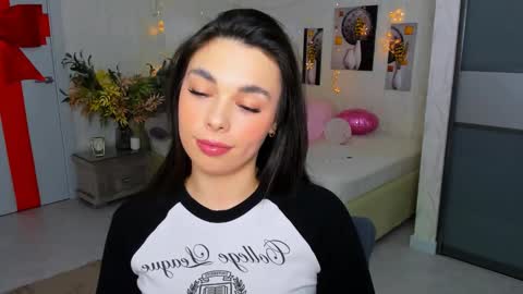 Patricia online show from March 3, 10:10 pm