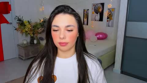 Patricia online show from March 5, 7:49 pm