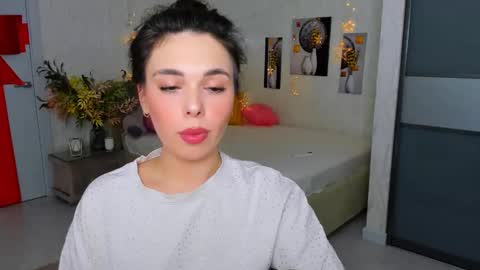 Patricia online show from March 12, 7:28 pm