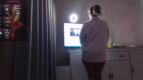 Eva online show from April 29, 10:16 pm