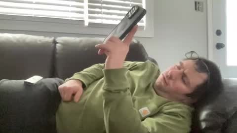 Snapshot of ungerisland chatting on February 2, 9:02 pm ungerisland online show from February 2, 9:02 pm