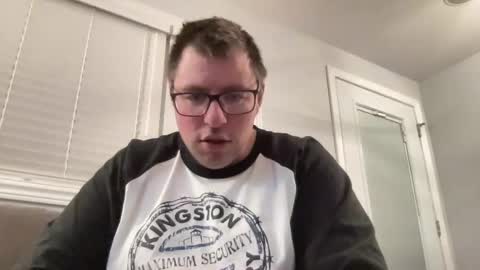 Snapshot of ungerisland chatting on March 9, 12:42 am ungerisland online show from March 9, 12:42 am