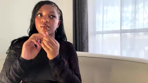 Unholybaddie online show from April 17, 11:24 am