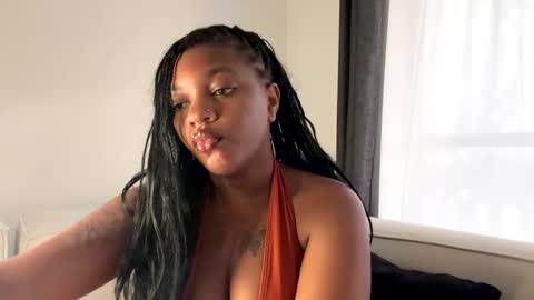 Unholybaddie online show from April 22, 9:22 am