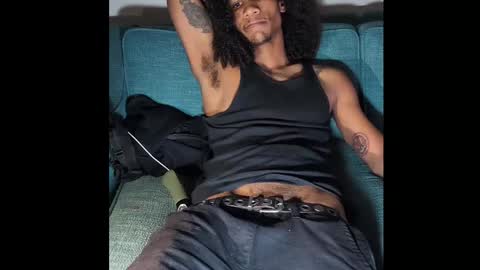 Snapshot of uniballboy chatting on December 29, 4:48 am Uni Ball online show from December 29, 4:48 am