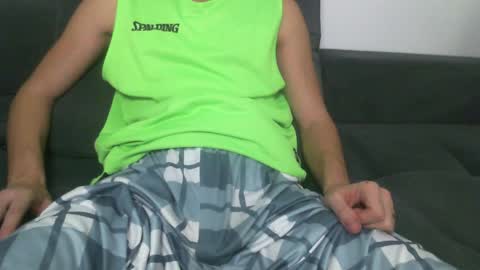 Snapshot of uniqueboy22 chatting on March 29, 5:24 pm uniqueboy22 online show from March 29, 5:24 pm