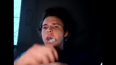 Snapshot of unknownpeopl chatting on December 9, 12:30 pm unknownpeopl online show from December 9, 12:30 pm