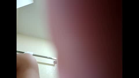 Snapshot of unknownpeopl chatting on January 27, 12:48 pm unknownpeopl online show from January 27, 12:48 pm