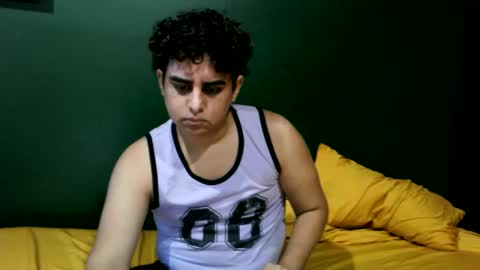 Snapshot of unlimitedfantasy chatting on October 12, 11:15 pm Thiago online show from October 12, 11:15 pm