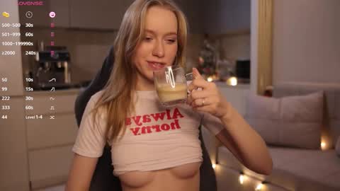 UnnaBella online show from February 8, 7:06 pm