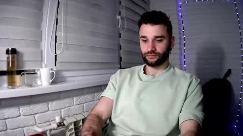 Snapshot of unnknow2024 chatting on April 21, 9:17 pm SlavaVibes online show from April 21, 9:17 pm