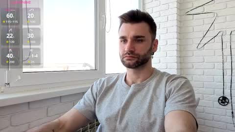 Snapshot of unnknow2024 chatting on May 14, 3:30 pm SlavaVibes online show from May 14, 3:30 pm