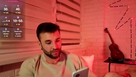 Snapshot of unnknow2024 chatting on May 23, 7:18 pm SlavaVibes online show from May 23, 7:18 pm