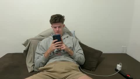 Stepbro online show from April 2, 8:56 am