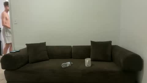 Snapshot of unverifiedbwc chatting on April 27, 12:47 pm Stepbro online show from April 27, 12:47 pm