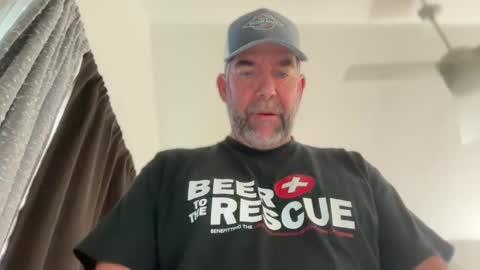 Snapshot of uott2play chatting on December 2, 4:09 pm uott2play online show from December 2, 4:09 pm