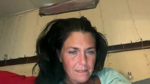 Snapshot of upallnight3654 chatting on June 22, 8:39 pm upallnight3654 online show from June 22, 8:39 pm