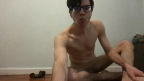 Snapshot of upsetboy chatting on June 22, 8:39 pm deaf mute boy online show from June 22, 8:39 pm