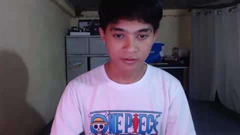 Snapshot of ur_asianversarap chatting on February 7, 11:25 am asian versarap online show from February 7, 11:25 am