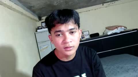 Snapshot of ur_asianversarap chatting on February 20, 6:19 am asian versarap online show from February 20, 6:19 am