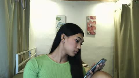 Snapshot of ur_dazzlingmorenaxx chatting on July 28, 6:20 pm ur_dazzlingmorenaxx online show from July 28, 6:20 pm