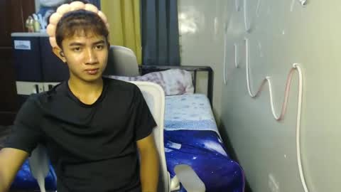 jonny online show from June 16, 11:46 am