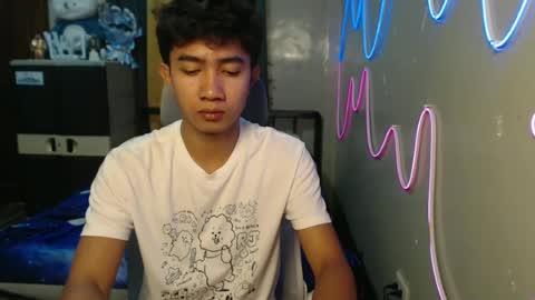 jonny online show from June 20, 11:29 pm