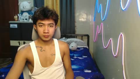 jonny online show from June 25, 11:42 pm