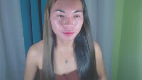 QUEENSY online show from January 22, 2:37 am
