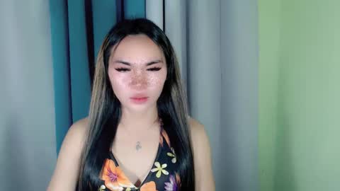 QUEENSY online show from January 23, 5:10 pm