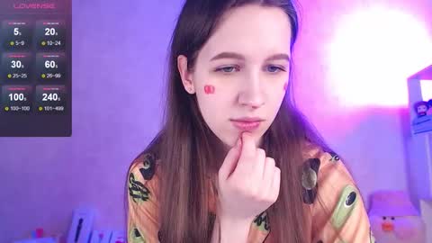 Snapshot of ur_kitty__ chatting on February 12, 5:13 am Lera online show from February 12, 5:13 am