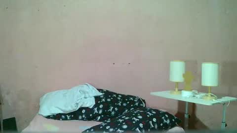 Snapshot of ur_sexybabe_ehra chatting on January 7, 7:20 am ur_sexybabe_ehra online show from January 7, 7:20 am