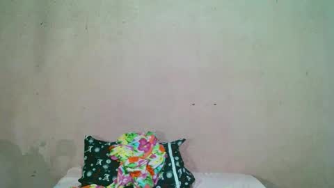 Snapshot of ur_sexybabe_ehra chatting on May 12, 10:45 am ur_sexybabe_ehra online show from May 12, 10:45 am