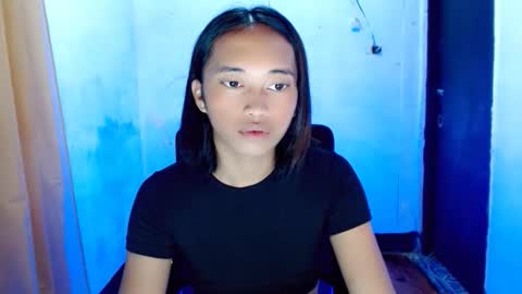 Ellie online show from March 8, 7:23 am