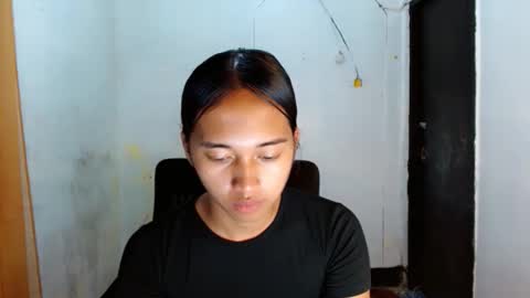 Ellie online show from March 11, 11:05 am