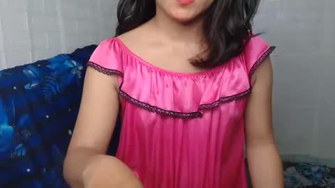 Snapshot of urasian_dreamgirl69 chatting on November 10, 4:55 am bela online show from November 10, 4:55 am