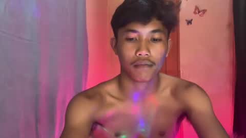 Snapshot of urasian_jomarie chatting on September 18, 2:30 pm urasian_jomarie online show from September 18, 2:30 pm