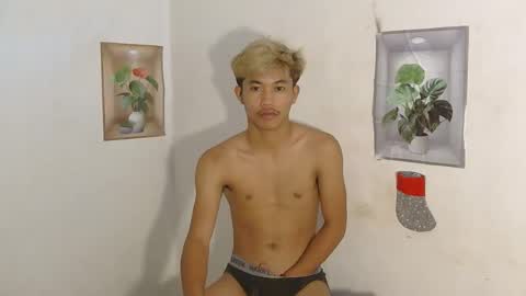 urasian_jomarie online show from March 31, 10:21 pm