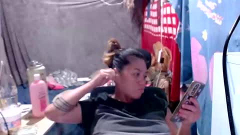 Snapshot of urasian_joy chatting on March 24, 4:50 am urasian_joy online show from March 24, 4:50 am