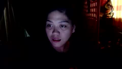 Snapshot of urasian_joy chatting on April 11, 5:12 am urasian_joy online show from April 11, 5:12 am