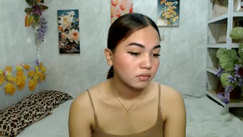 urasian_kat online show from May 24, 6:35 pm