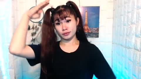Snapshot of urasian_khalifa21 chatting on July 14, 3:29 pm Shirley online show from July 14, 3:29 pm