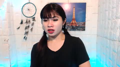 Snapshot of urasian_khalifa21 chatting on July 28, 1:21 pm Shirley online show from July 28, 1:21 pm