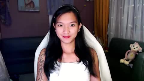 NEWRA  ALLISON online show from November 26, 8:10 pm