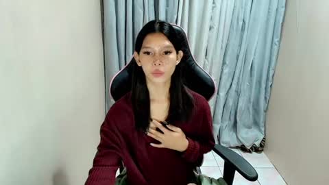 Snapshot of urasian_prettyjane chatting on July 16, 8:59 pm Jane online show from July 16, 8:59 pm