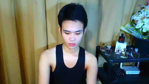 urasiancumboix2 online show from November 12, 6:30 pm