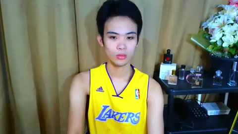 urasiancumboix2 online show from November 18, 12:05 am